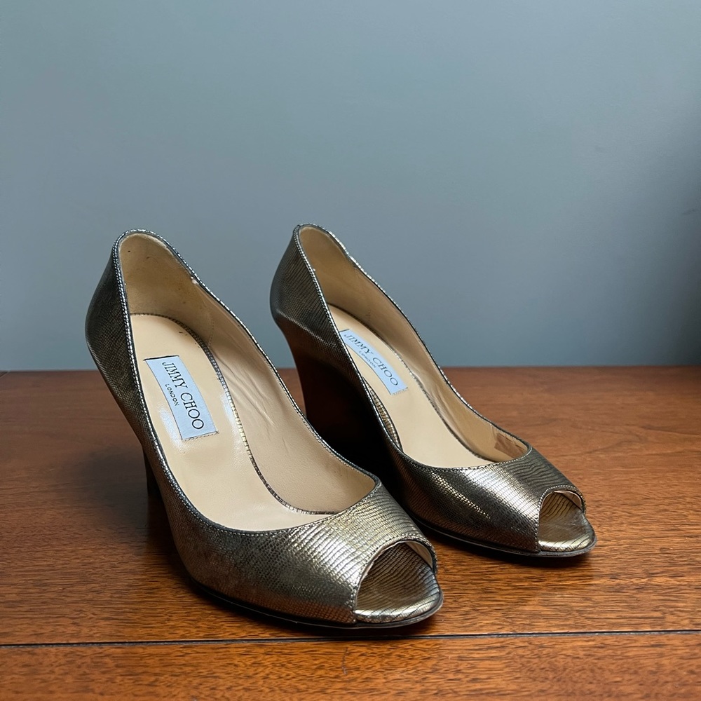 Jimmy Choo peep toe gold wedges 38.5/ 8.5 M